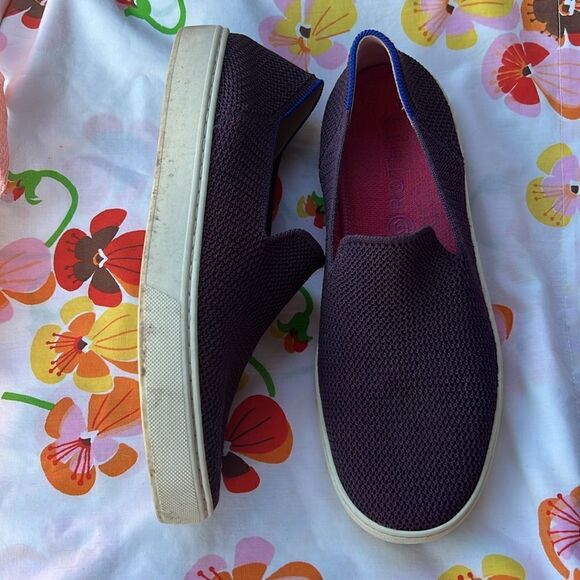 Rothy’s The Original Slip On Sneaker in Berry Lattice - Picture 2 of 9